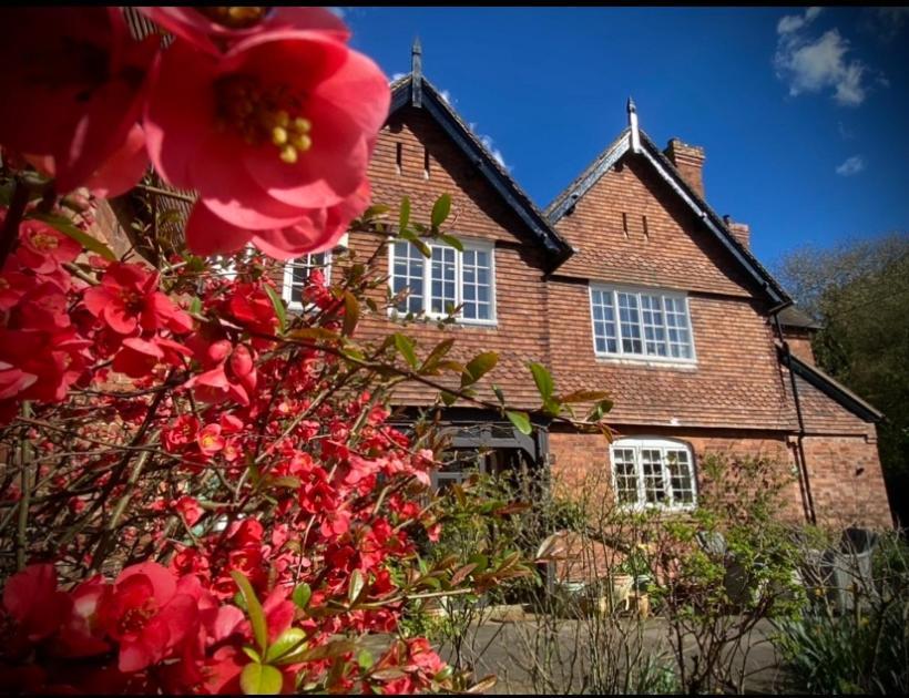 The Old Rectory - Valley View Room In Private Home Stockton-on-Teme Bagian luar foto